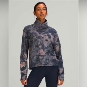 Lululemon Ready to Rulu Pullover Diamond Dye Size 6